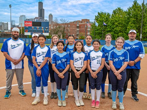 02-12U-Softball__01-Elmwood-Park-Lady-Tigers.jpg